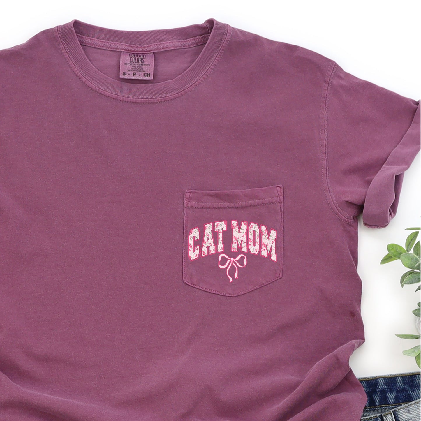 Cat Mom Comfort Colors T-Shirt