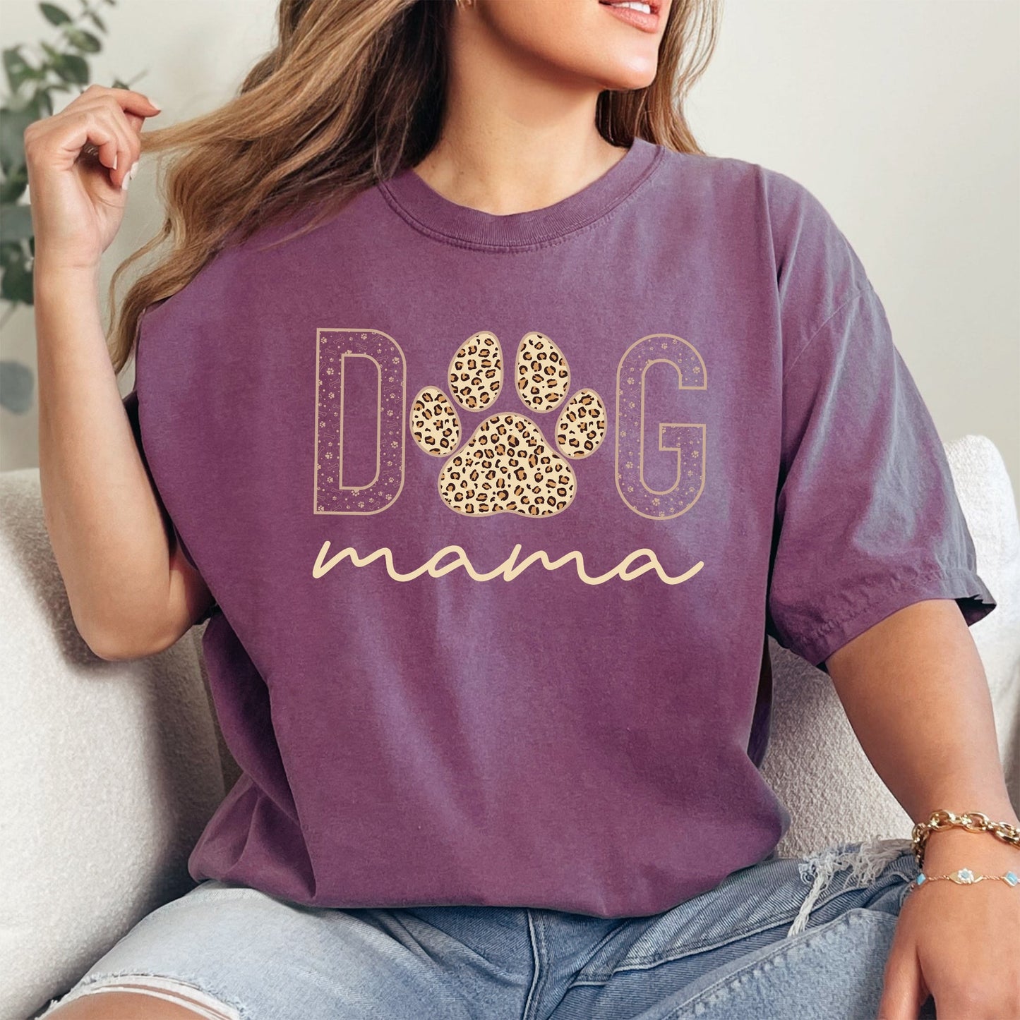 Dog Mama, Retro, Vintage Comfort Colors Tshirt